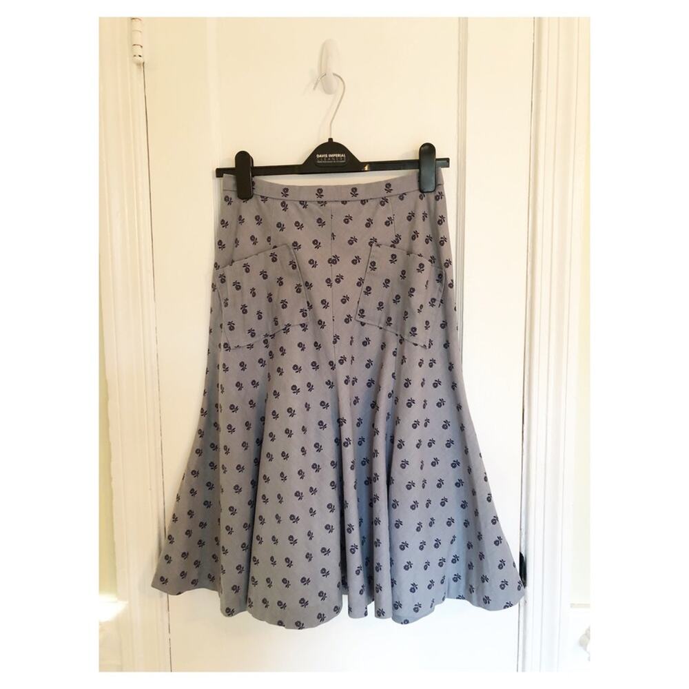 Vintage Daisy Print Skirt with Pockets